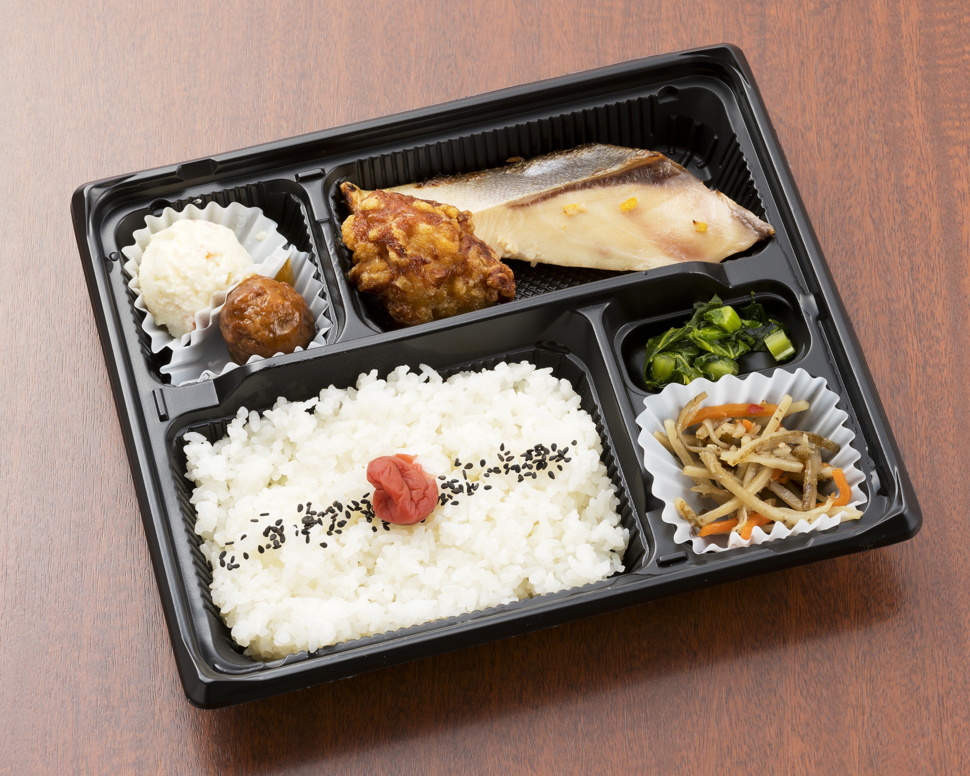 日替わり阿も珍弁当（お茶付き）