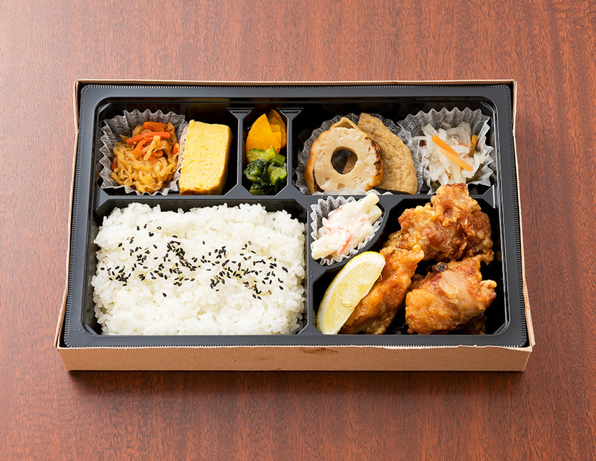 彩り唐揚げ弁当